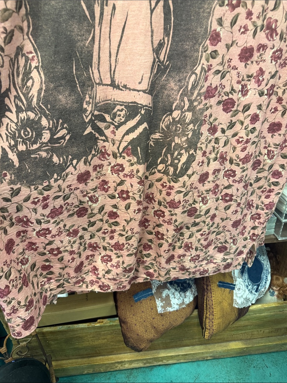Jaded gypsy Boho Floral Graphic Tunic Top with Guadalupe Motif - Pink - Picture 5 of 8